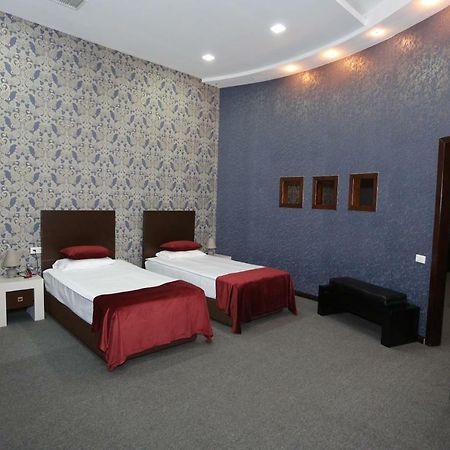 Ambassador Hotel Bakoe Buitenkant foto