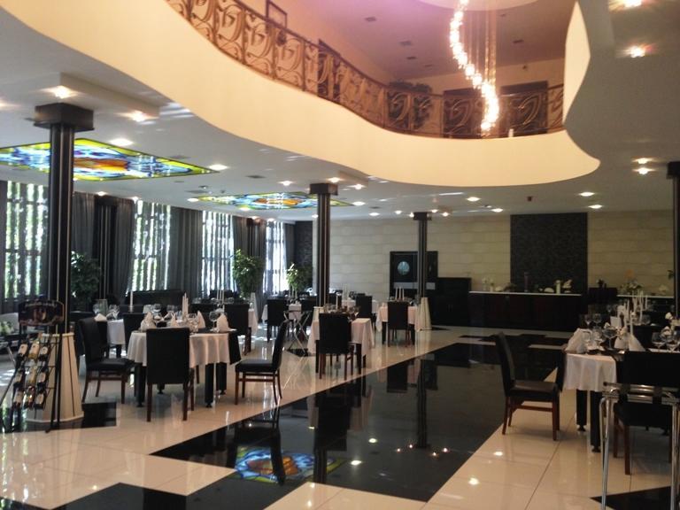 Ambassador Hotel Bakoe Buitenkant foto