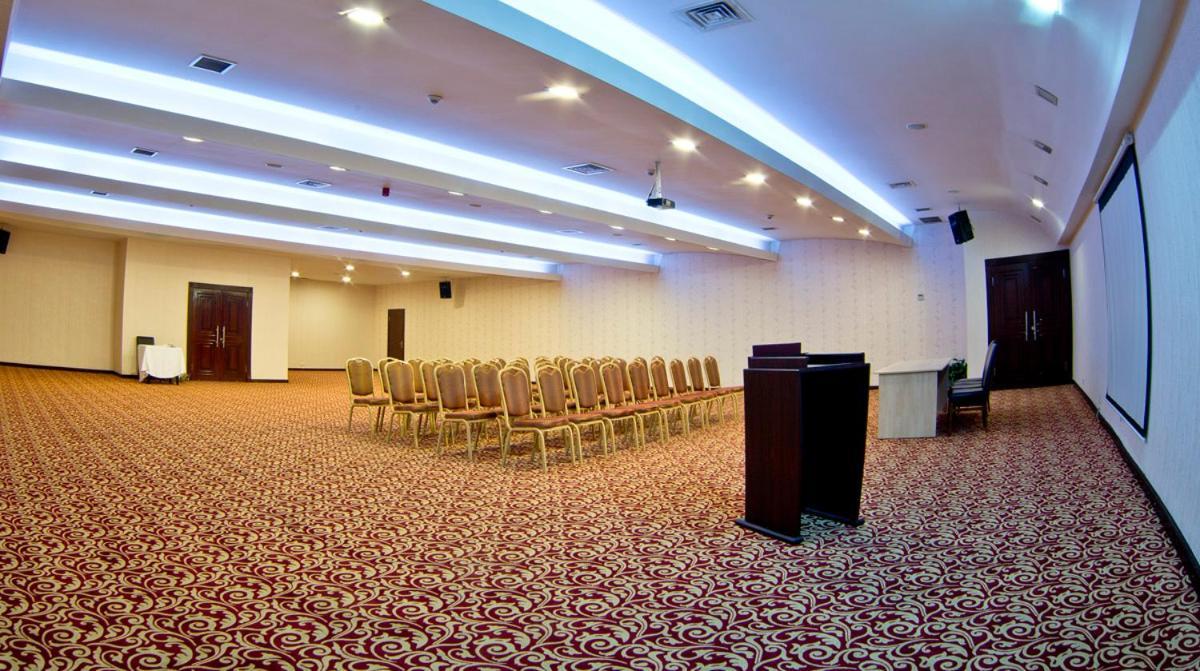 Ambassador Hotel Bakoe Buitenkant foto