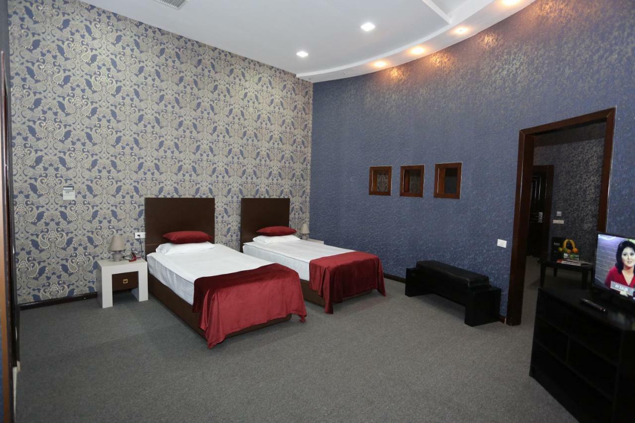 Ambassador Hotel Bakoe Buitenkant foto